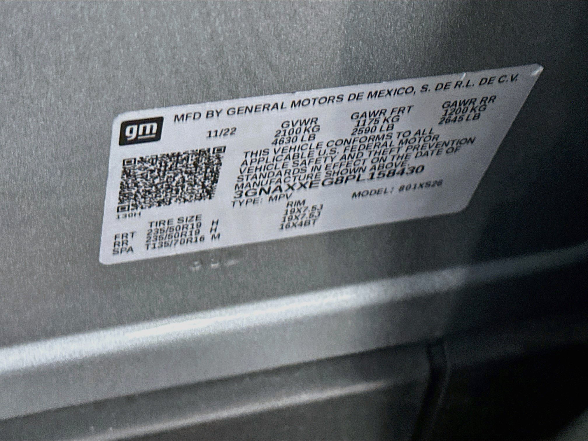 Used 2023 Chevrolet Equinox Premier AWD/4WD image 12
