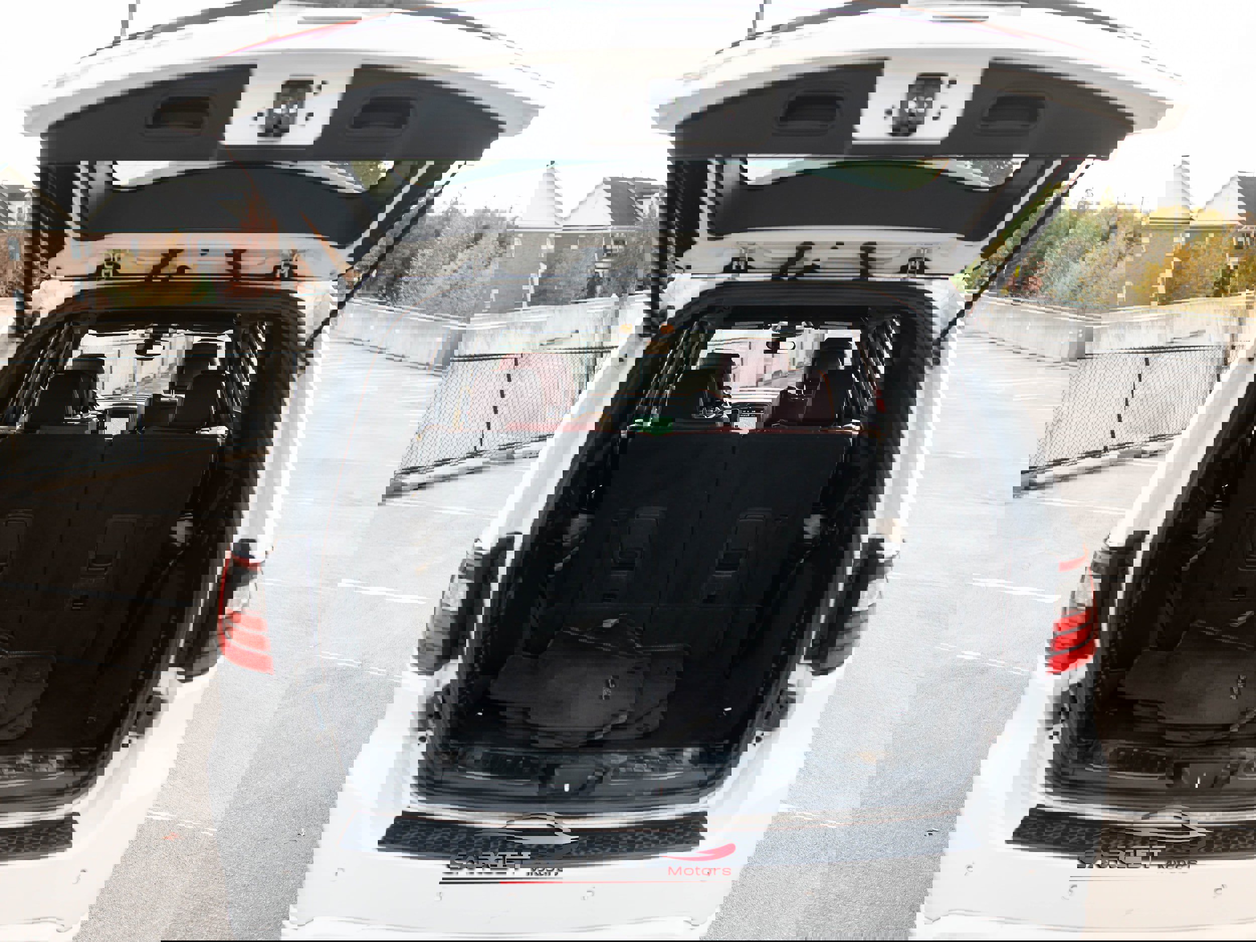 Used 2018 Dodge Durango SRT w/ SRT Interior Appearance Group image 46