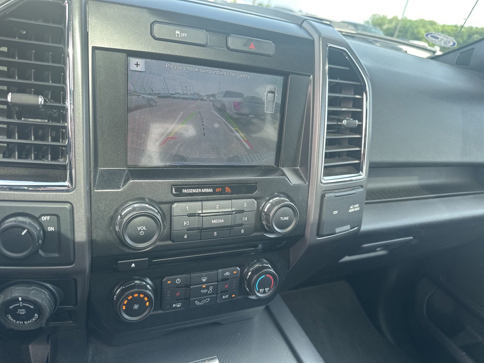 Used 2016 Ford F150 XLT w/ Equipment Group 302A Luxury RWD image 14