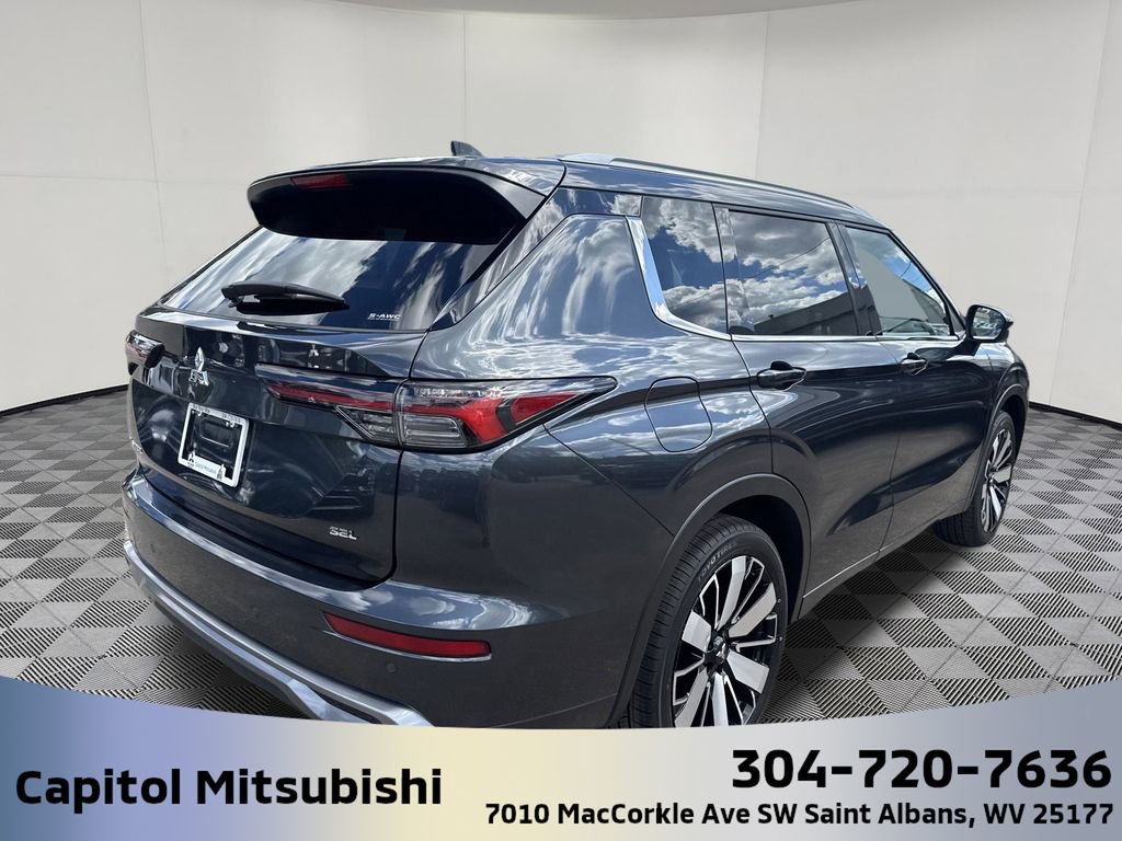 New 2025 Mitsubishi Outlander SEL image 5