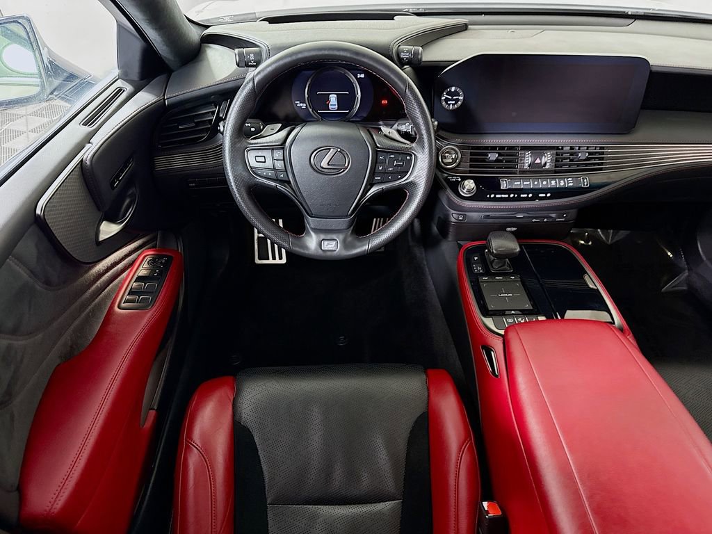 Used 2022 Lexus LS 500 F Sport w/ Accessory Package (Z1) image 3