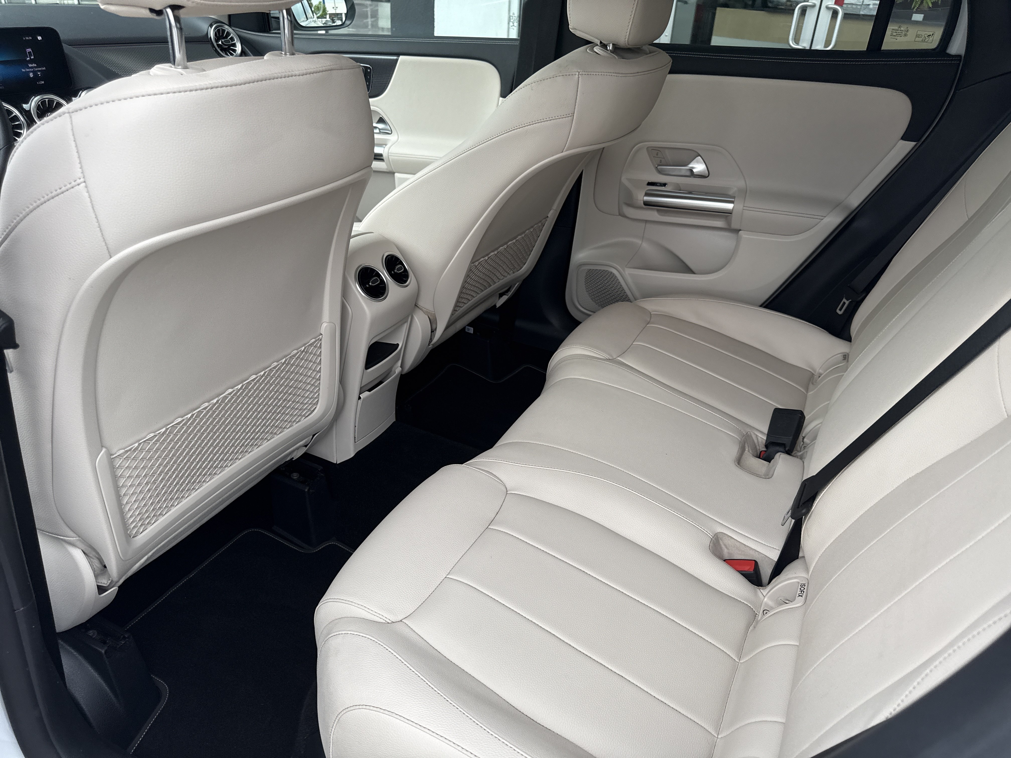 Certified 2023 Mercedes-Benz GLA 250 w/ Premium Package image 12