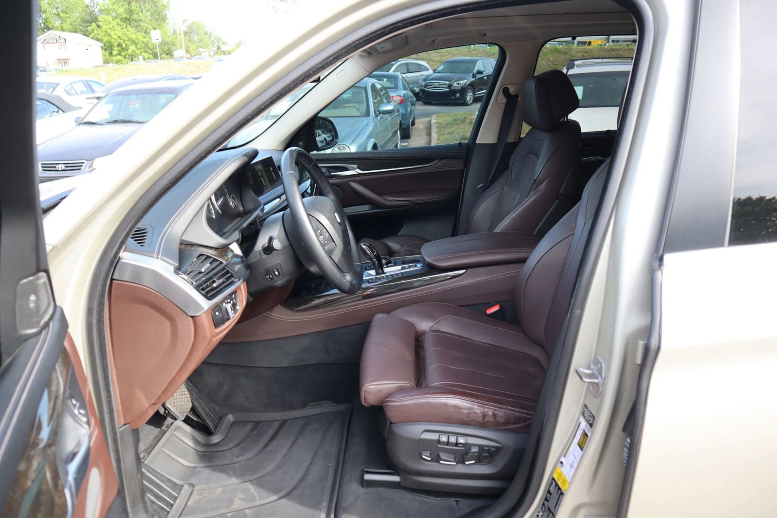Used 2014 BMW X5 xDrive50i AWD/4WD image 9