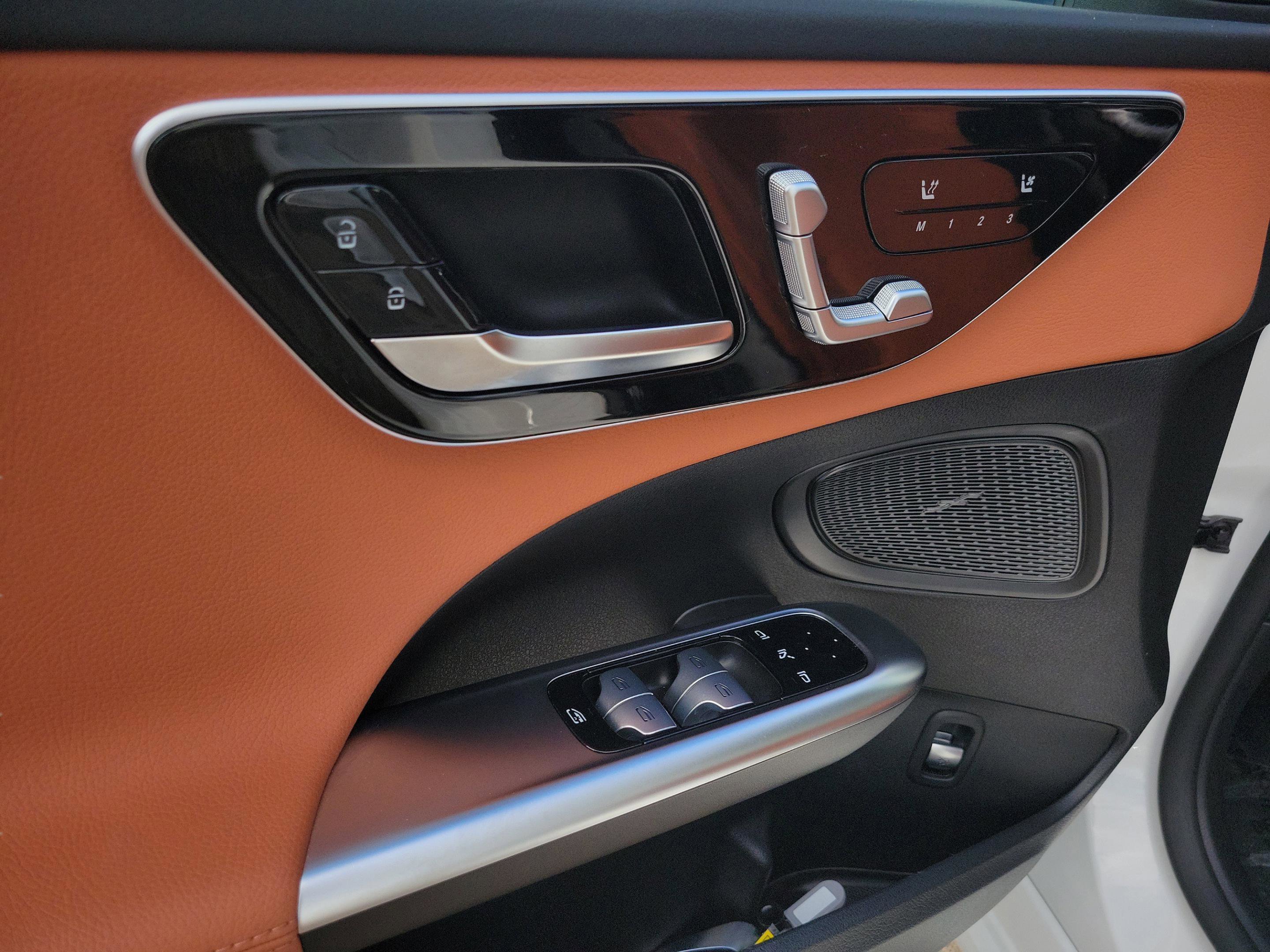 Certified 2025 Mercedes-Benz C 300 Sedan image 22