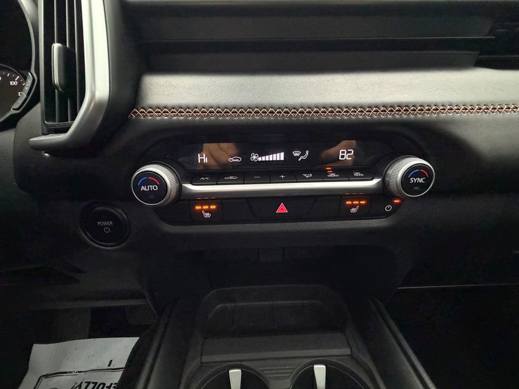 Used 2025 MAZDA CX-50 AWD 2.5 Hybrid w/ Premium Pkg image 23