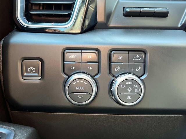 Used 2022 GMC Sierra 1500 Denali w/ Denali Reserve Package image 25