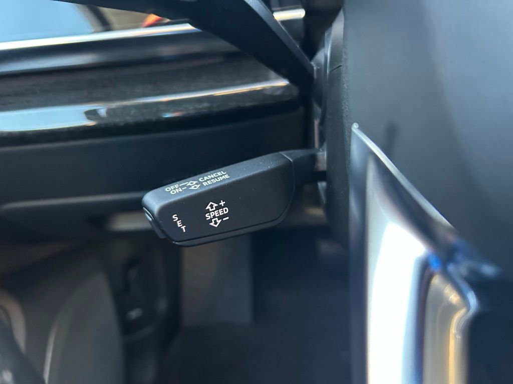 Used 2023 Audi Q7 2.0T Premium w/ Towing Package image 24