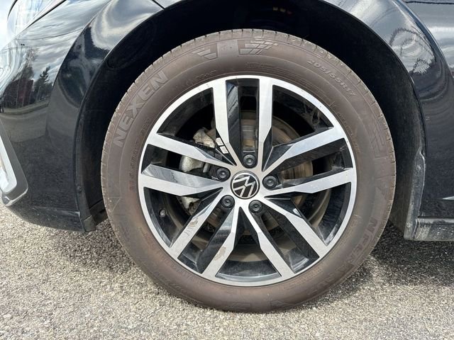 Used 2025 Volkswagen Jetta SE image 10