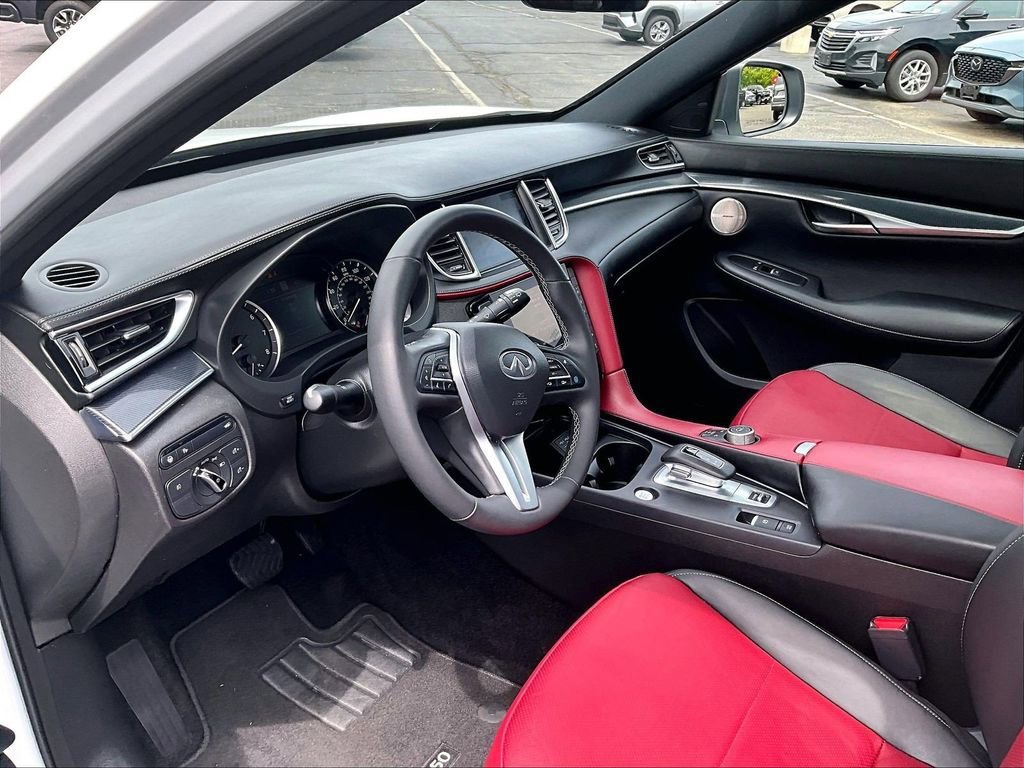 Used 2024 INFINITI QX50 Sport AWD/4WD image 8