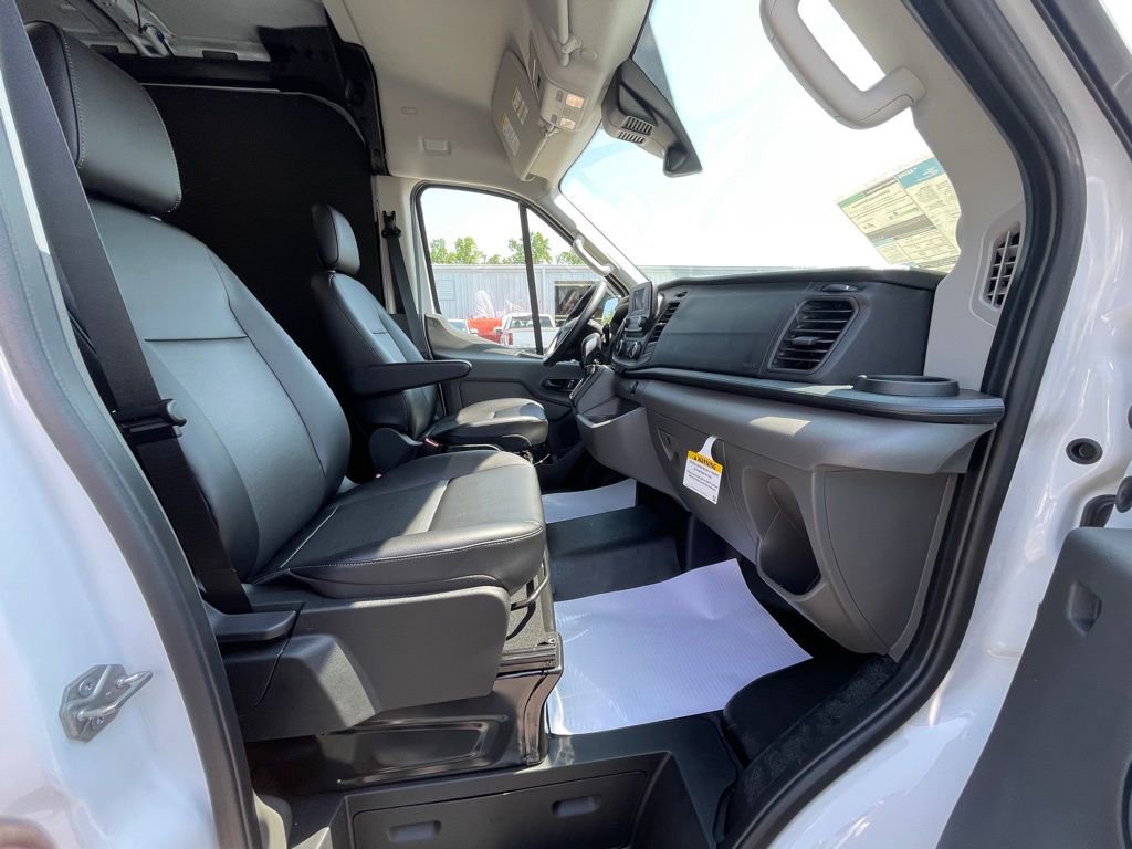 New 2025 Ford Transit 250 148 Medium Roof w/ Load Area Protection Package image 20