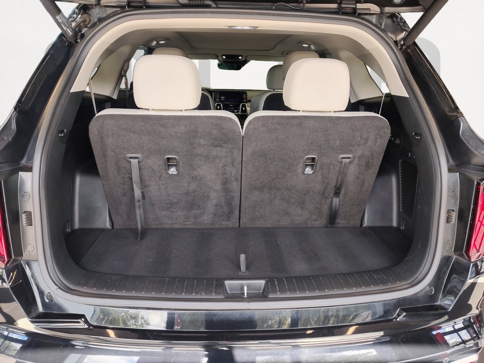 Used 2023 Kia Sorento EX w/ Panoramic Sunroof Package FWD image 14