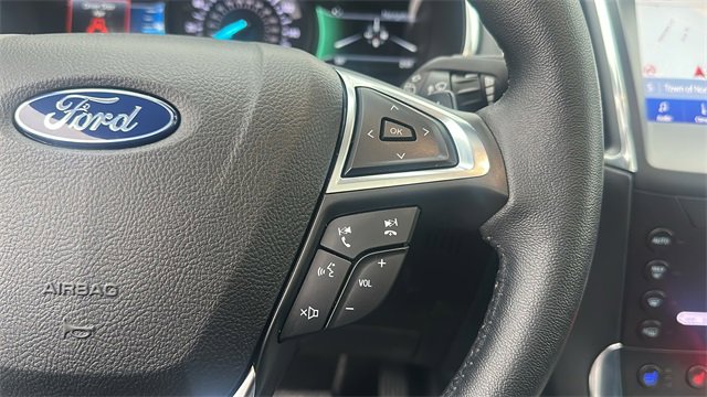 Used 2020 Ford Edge Titanium w/ Equipment Group 301A image 16