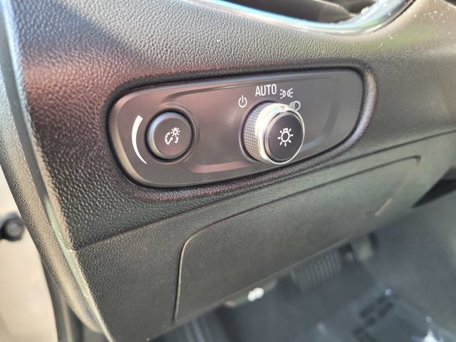 Used 2024 Chevrolet Malibu LT FWD image 19