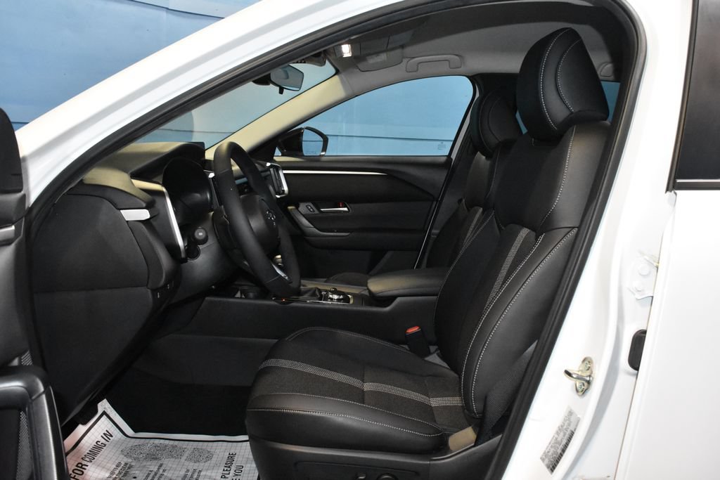 Used 2025 MAZDA CX-50 AWD 2.5 S w/ Cargo Package image 6