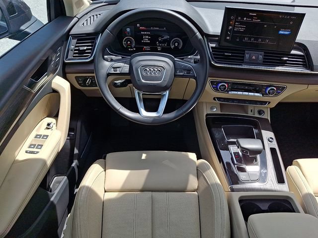 Certified 2023 Audi Q5 e Premium Plus w/ Premium Plus Package AWD/4WD image 11