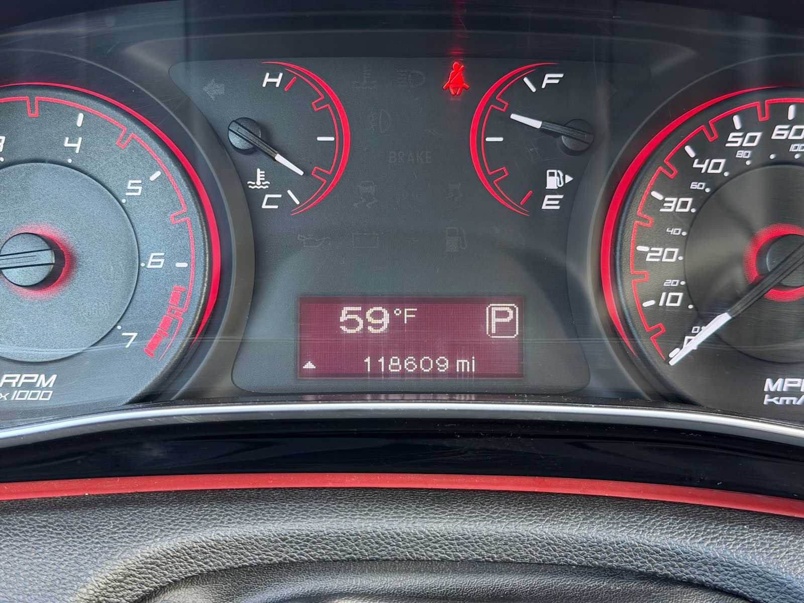 Used 2015 Dodge Dart SXT FWD image 2