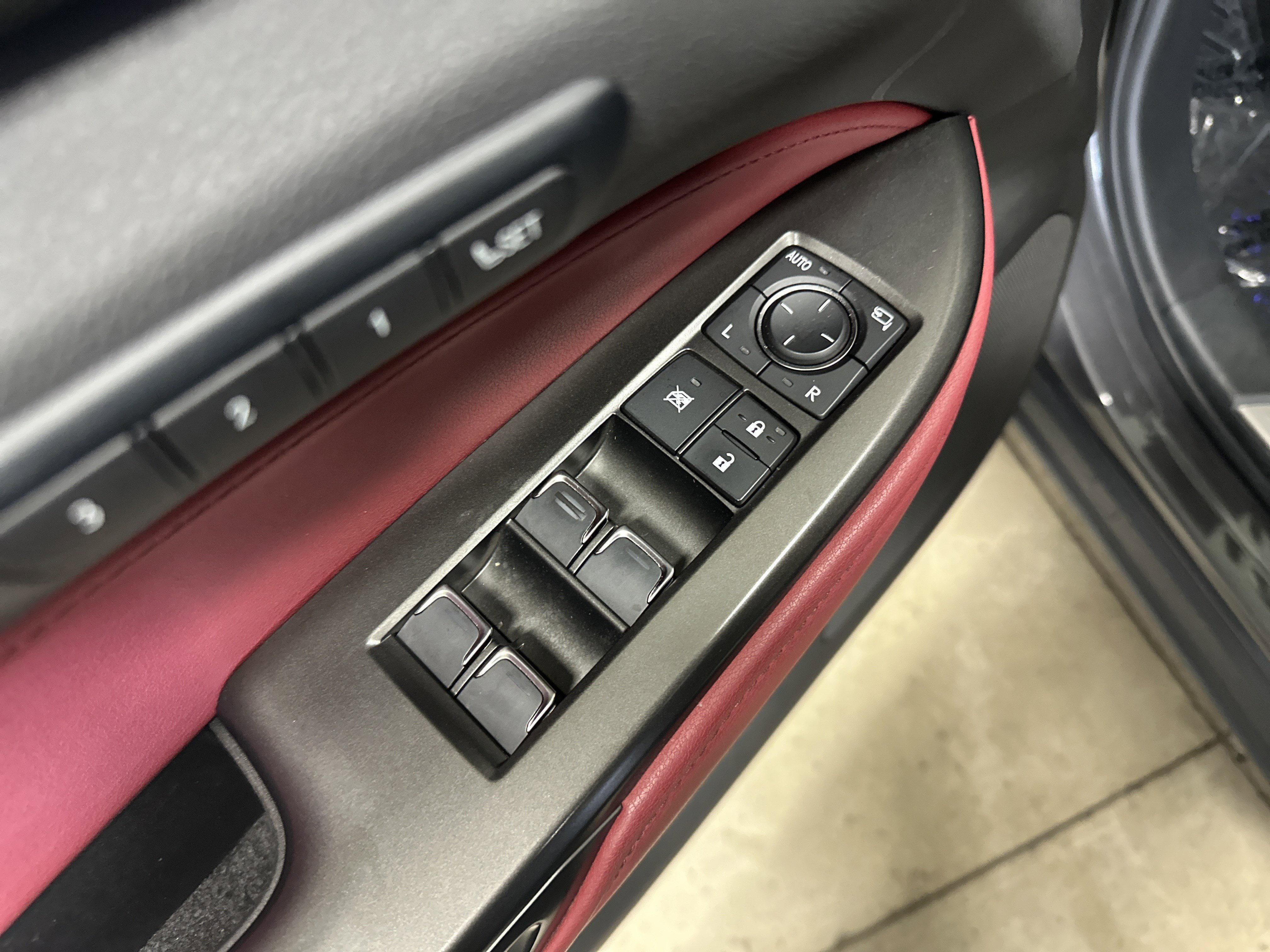 Used 2024 Lexus NX 350 AWD image 15