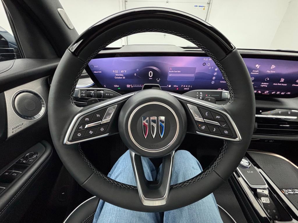 New 2026 Buick Enclave Avenir w/ Super Cruise Package image 23