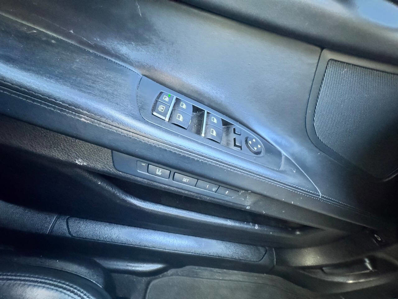 Used 2015 BMW 750i 750i 4dr Sedan image 27