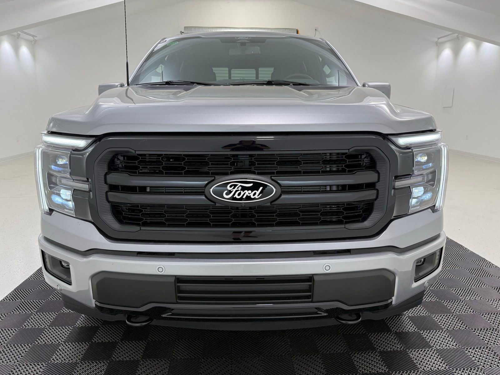 New 2026 Ford F150 Lariat w/ Equipment Group 501A Mid AWD/4WD image 2