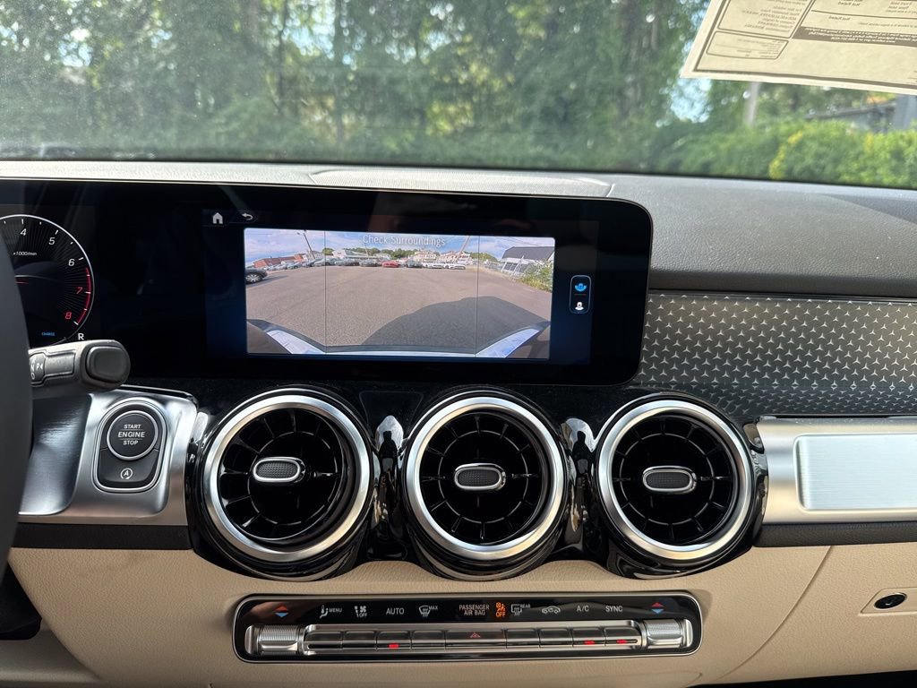 New 2026 Mercedes-Benz GLB 250 4MATIC image 31
