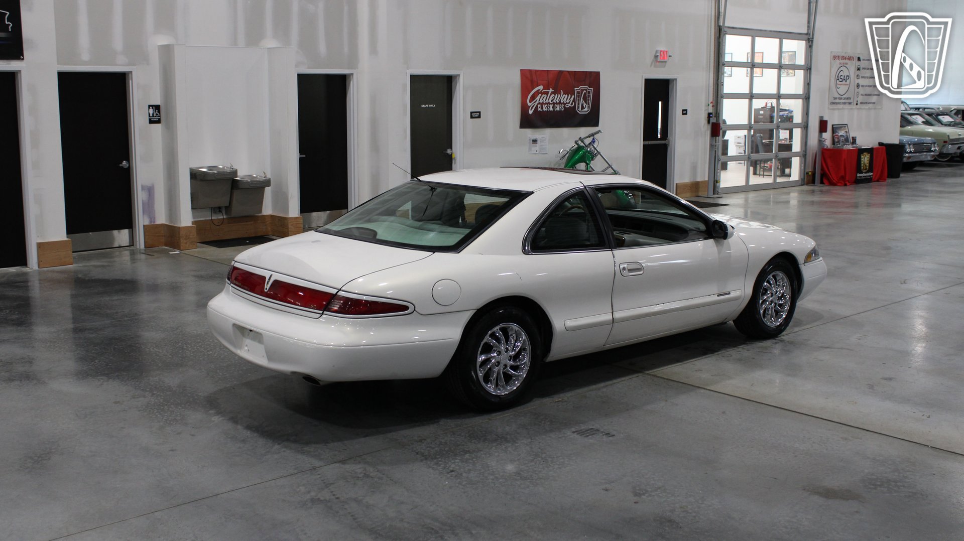 Used 1998 Lincoln Mark VIII LSC RWD image 33