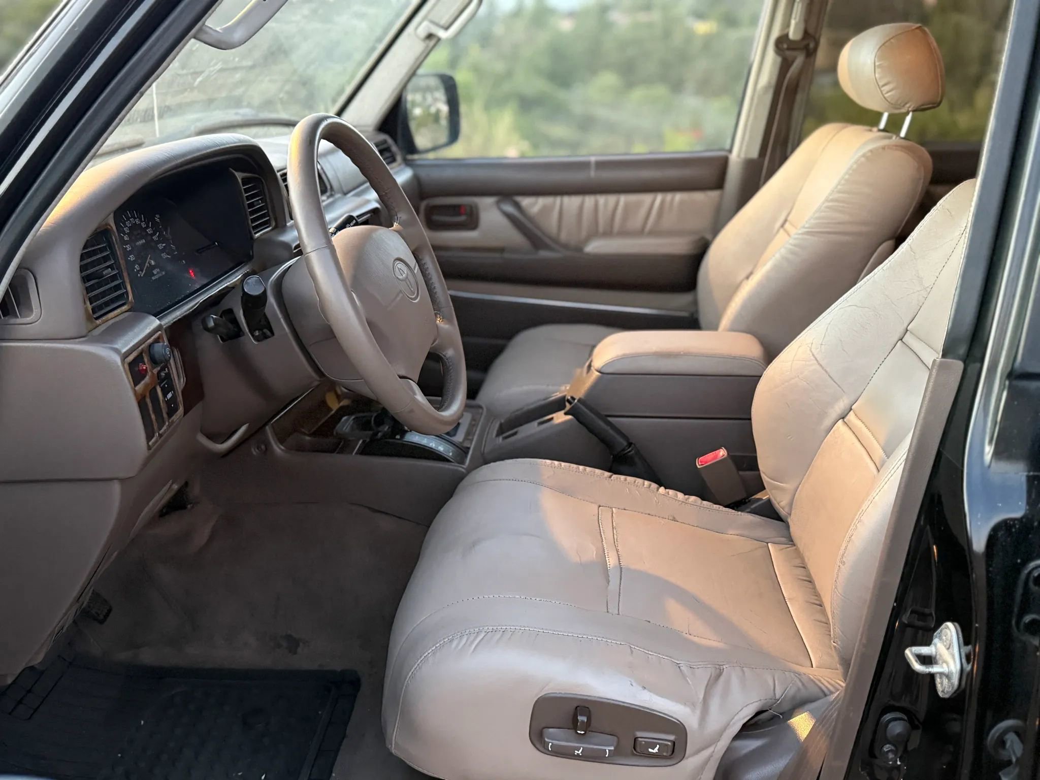 Used 1996 Toyota Land Cruiser AWD/4WD image 14