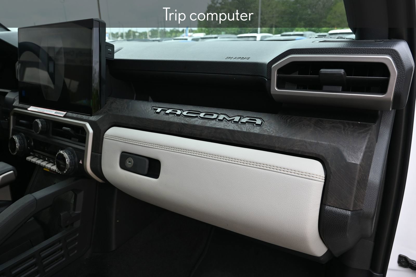 Used 2024 Toyota Tacoma Limited w/ Limited Package (LT) image 34