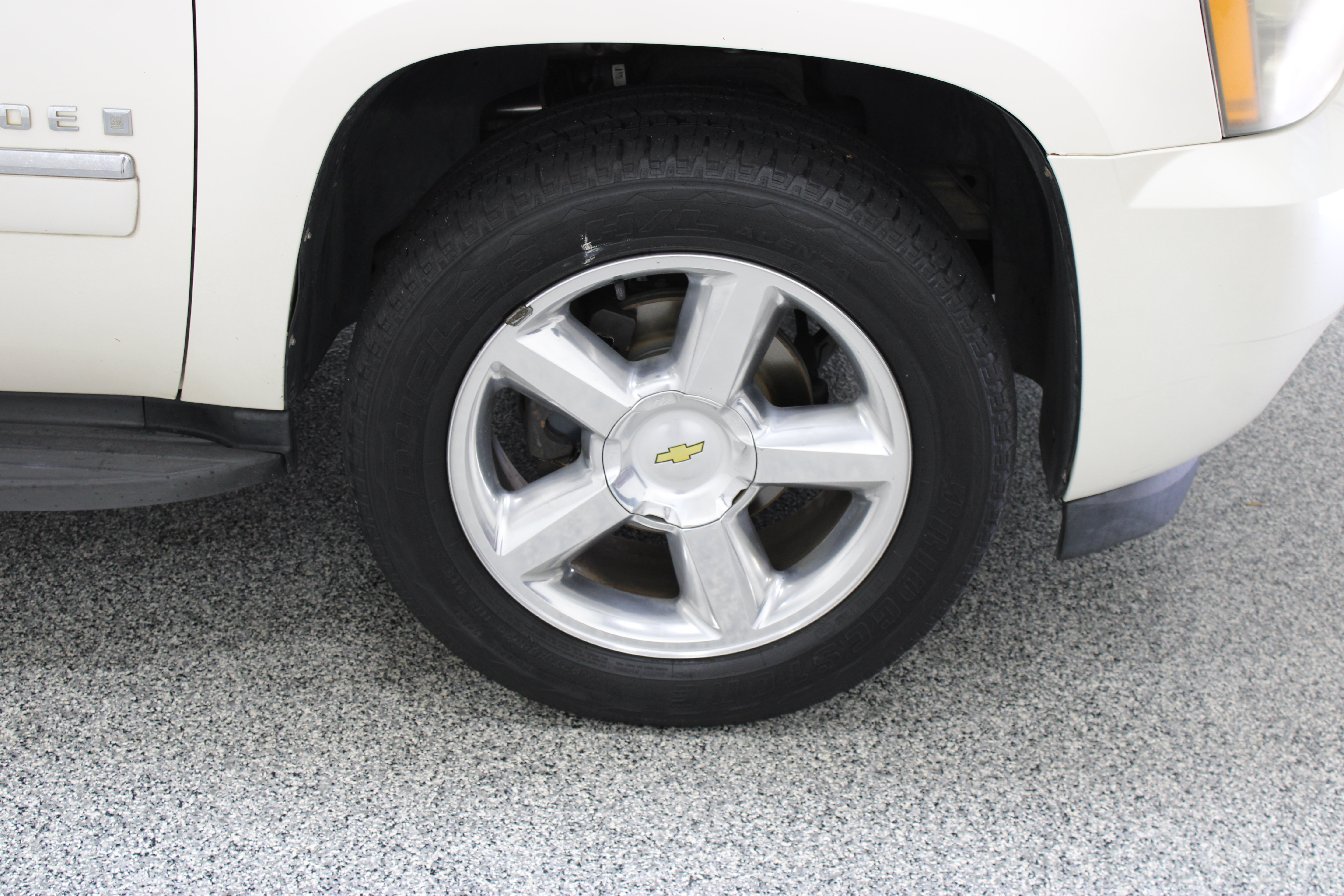 Used 2009 Chevrolet Tahoe LTZ RWD image 5