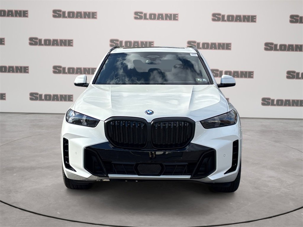 New 2026 BMW X5 xDrive50e image 8