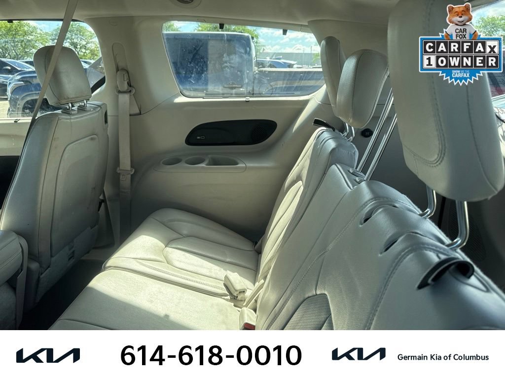 Used 2017 Chrysler Pacifica Touring-L Plus FWD image 10