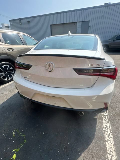Used 2019 Acura ILX FWD image 2