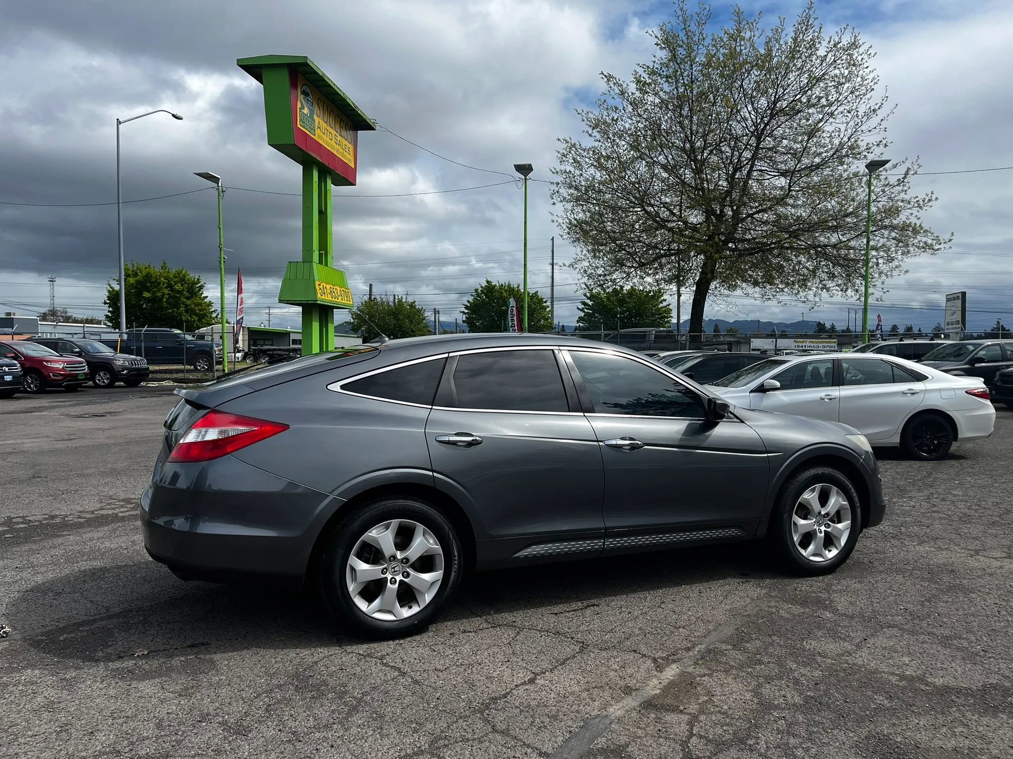 Used 2010 Honda Crosstour EX-L image 3