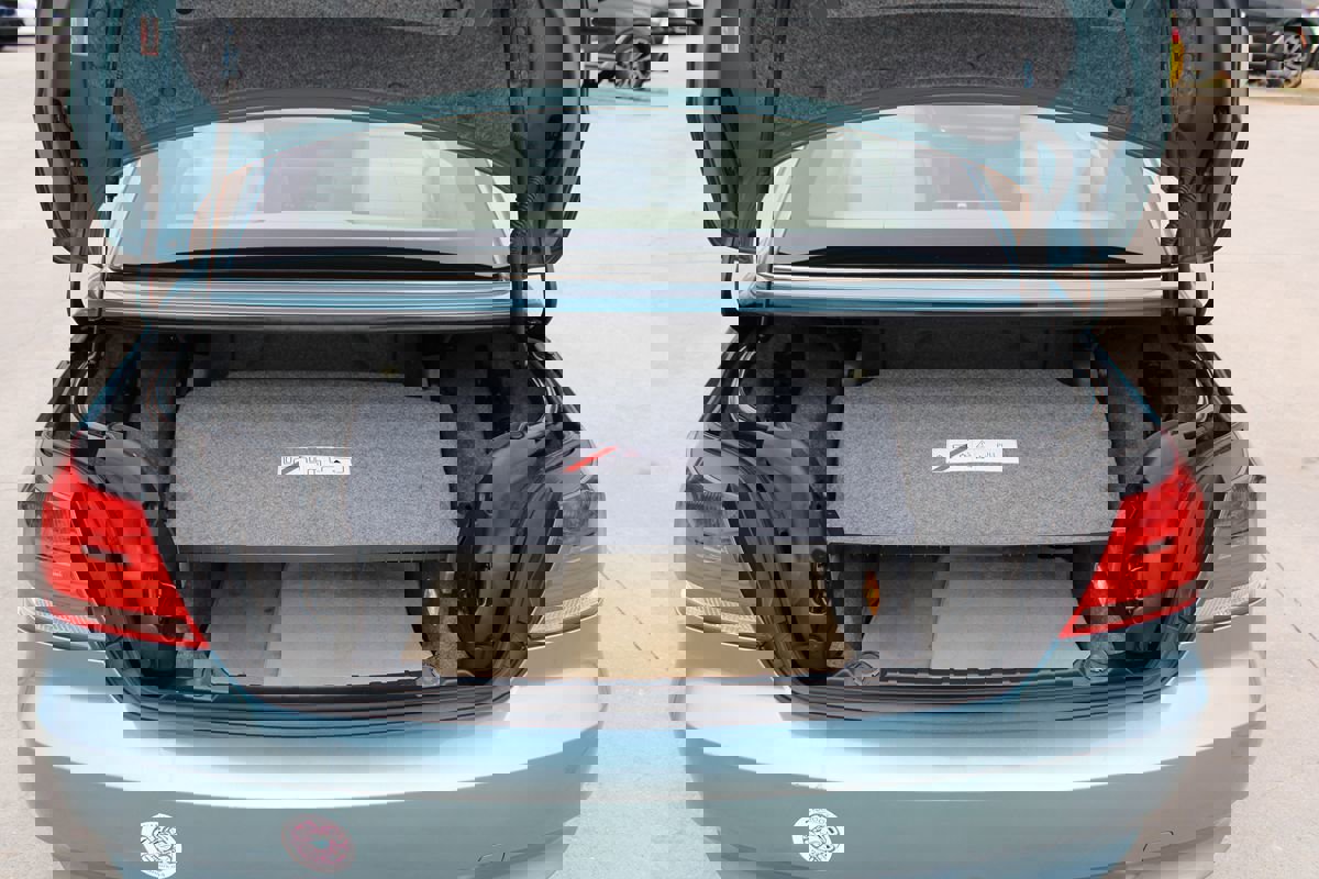 Used 2008 BMW 335i Convertible image 29