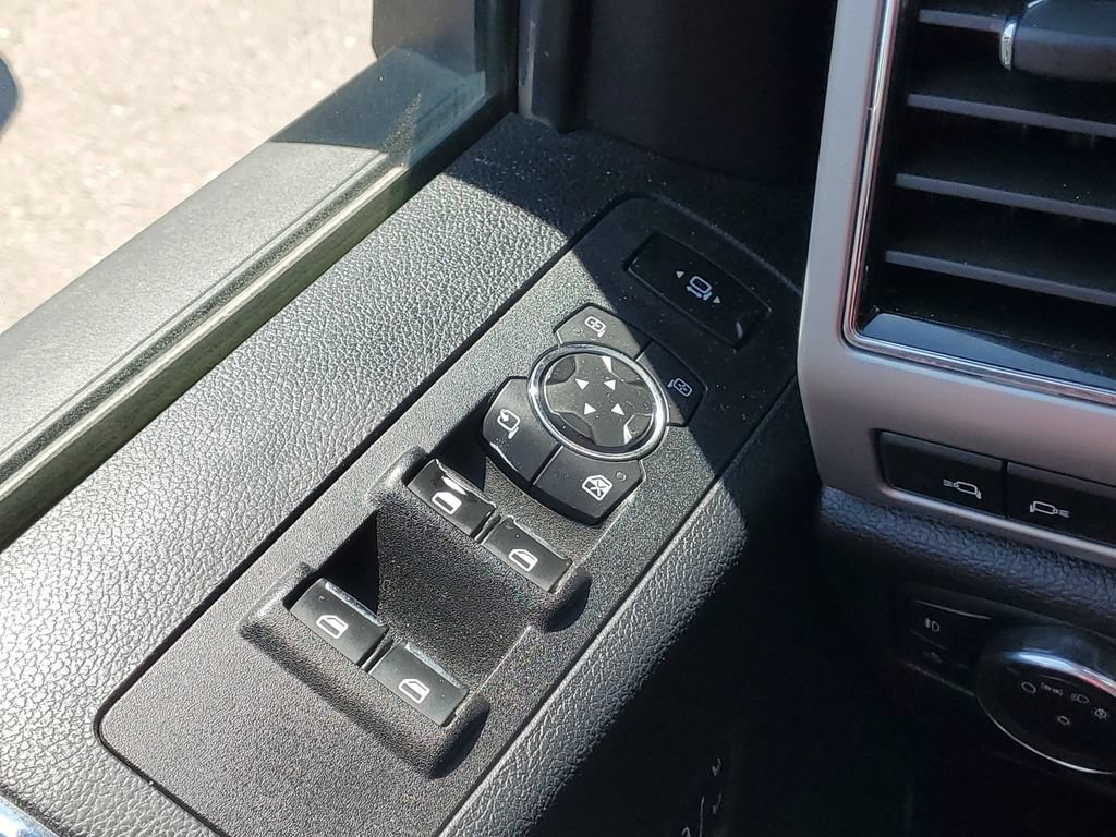 Used 2019 Ford F450 Lariat w/ Lariat Value Package AWD/4WD image 15