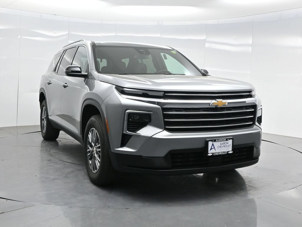 Used 2025 Chevrolet Traverse LT AWD/4WD image 65