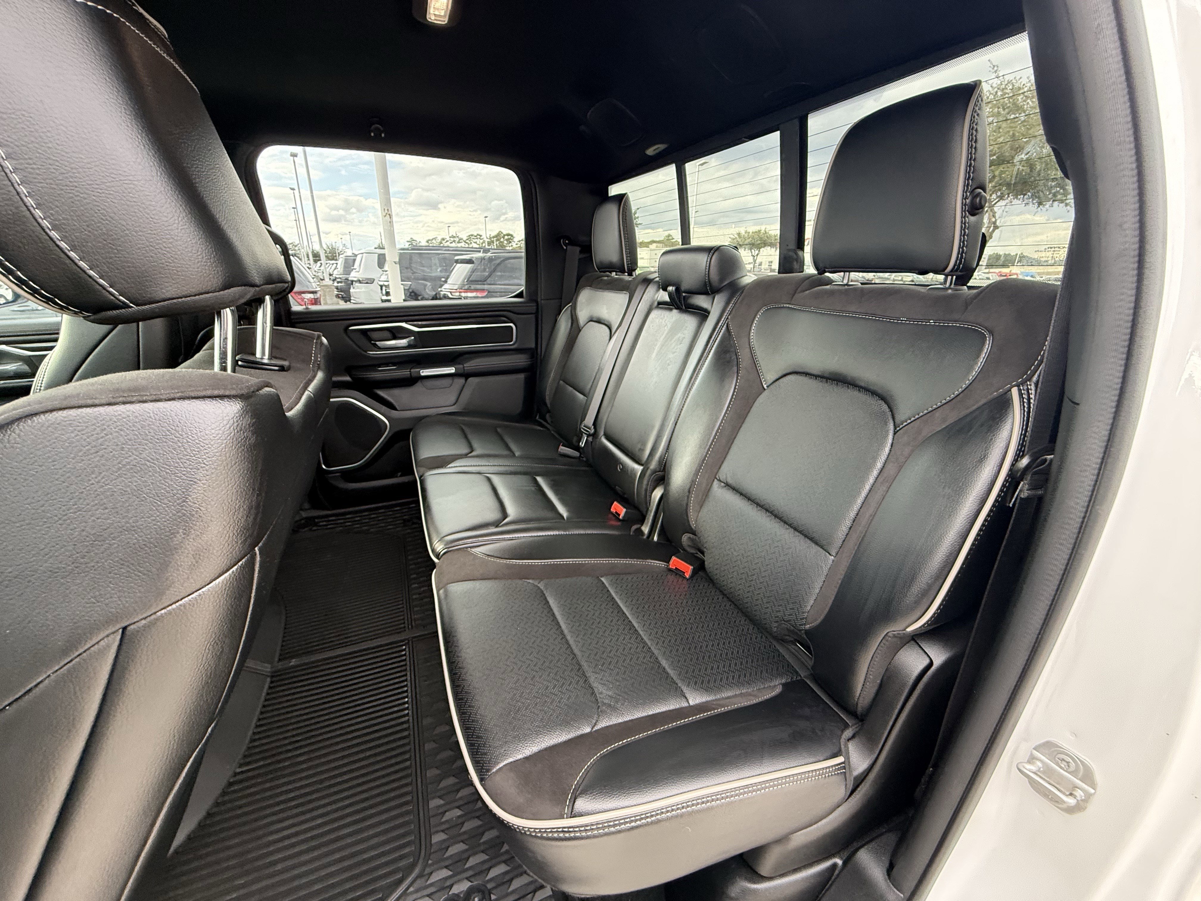 Used 2023 RAM 1500 Laramie image 28