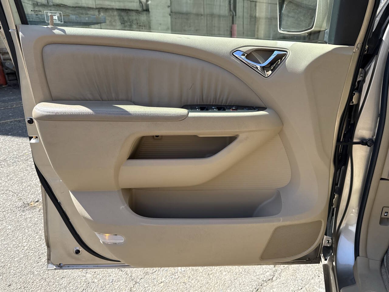 Used 2005 Honda Odyssey EX-L image 46