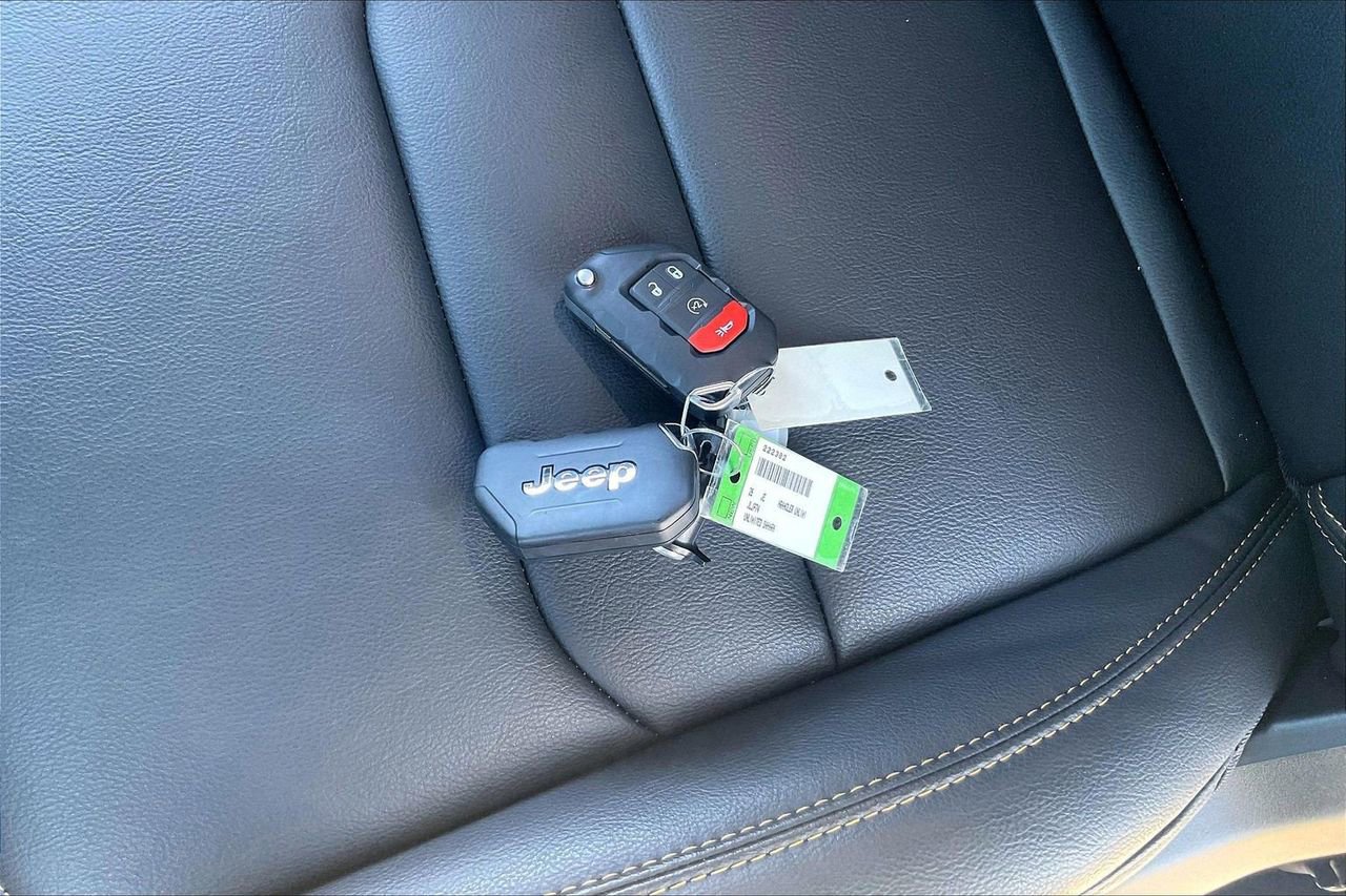 New 2026 Jeep Wrangler Sahara image 31