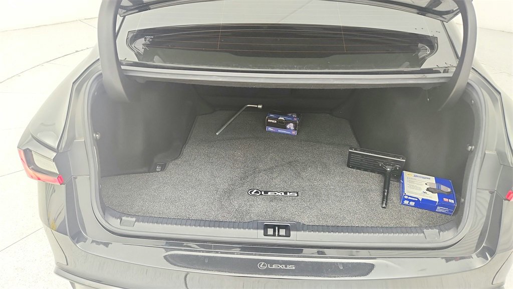 Used 2021 Lexus IS 300 w/ Accessory Package 2 image 36