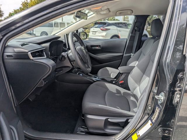 Used 2021 Toyota Corolla LE image 10