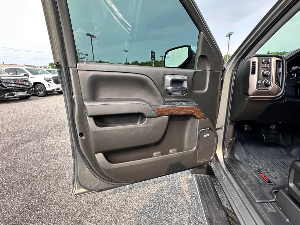 Certified 2018 GMC Sierra 1500 Denali w/ Denali Ultimate Package AWD/4WD image 23