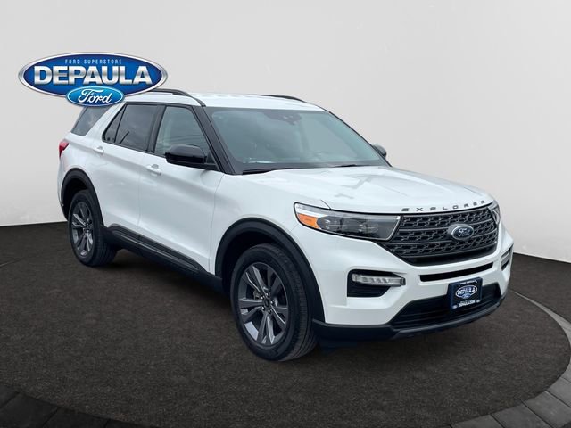 Certified 2022 Ford Explorer XLT w/ Equipment Group 202A image 9