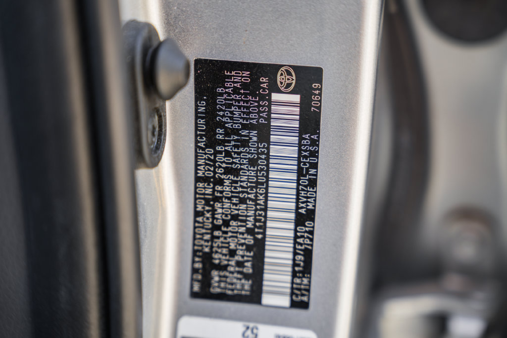 Used 2020 Toyota Camry SE w/ Sunroof Package FWD image 36