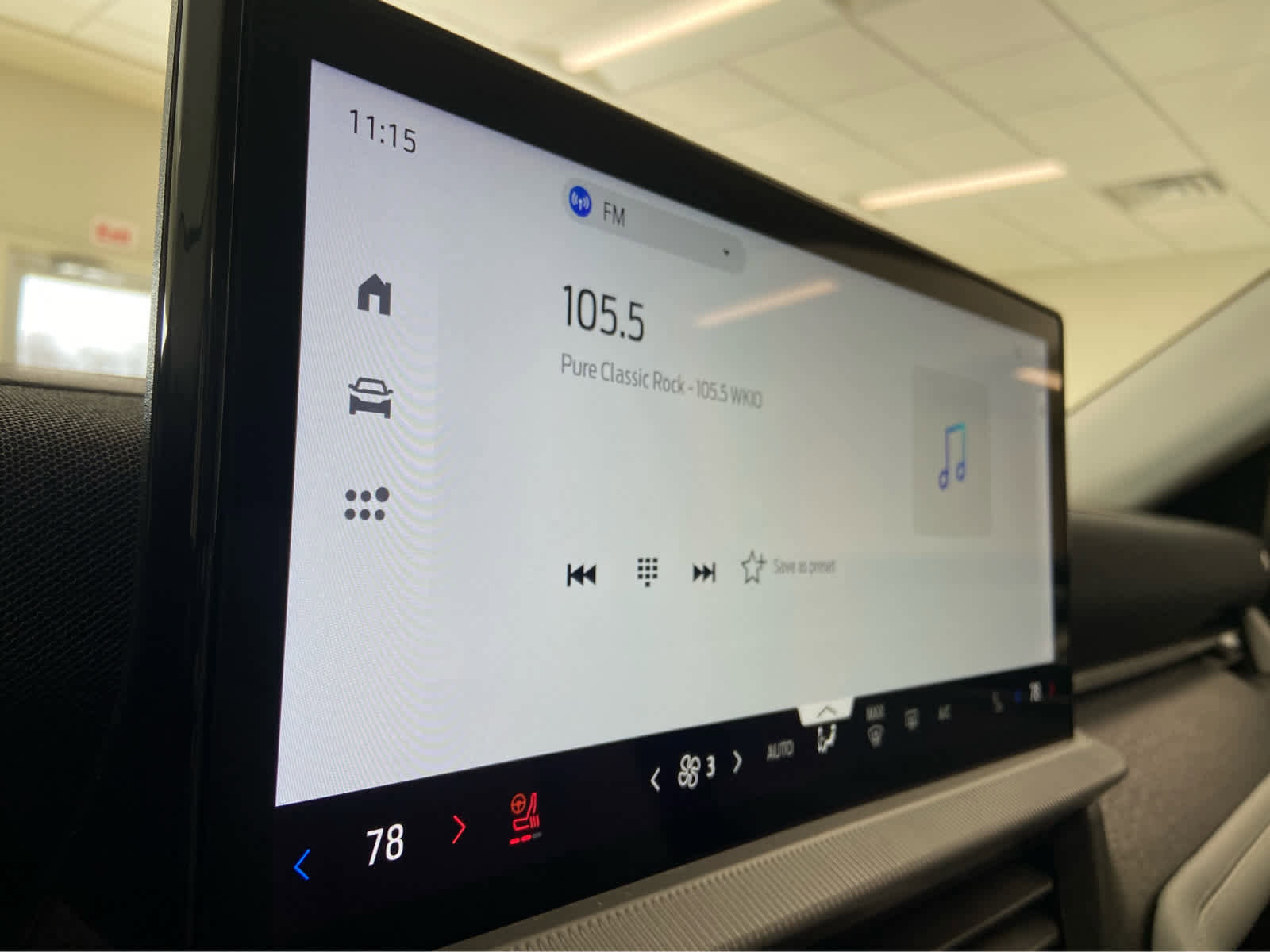 New 2026 Ford Explorer Platinum w/ LUX Leather Package image 27