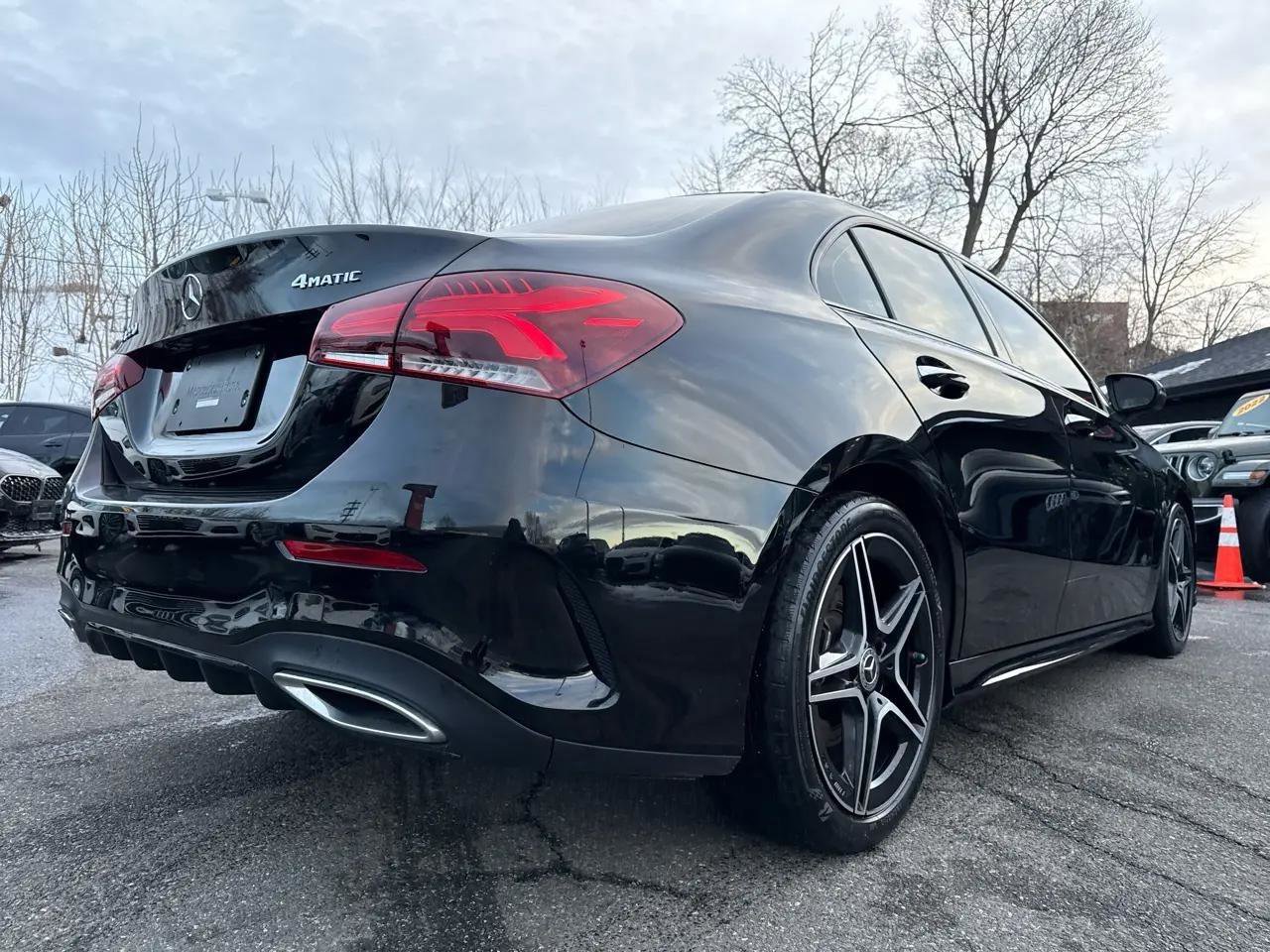 Used 2022 Mercedes-Benz A 220 4MATIC w/ AMG Line image 12