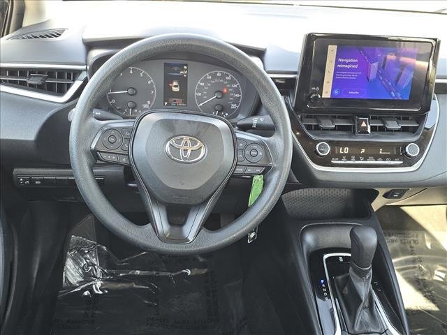Used 2023 Toyota Corolla LE image 11