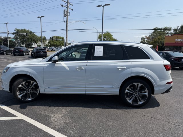 Used 2023 Audi Q7 3.0T Premium Plus w/ Premium Plus Package AWD/4WD image 3