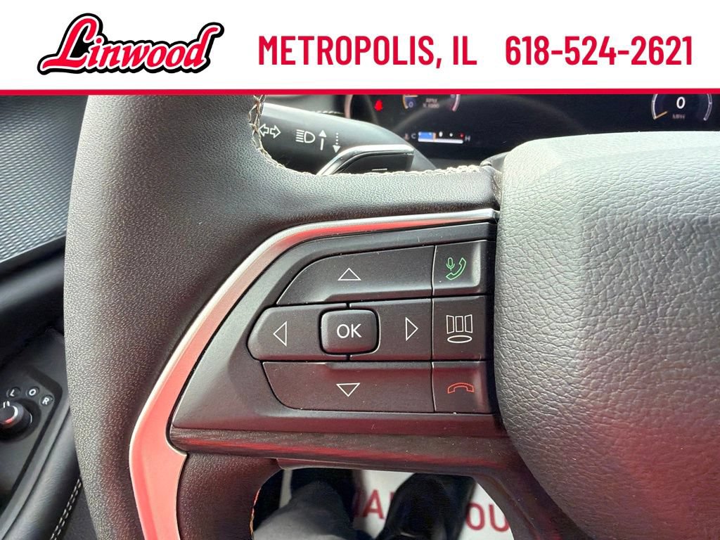 Used 2024 Jeep Grand Cherokee L Laredo AWD/4WD image 18