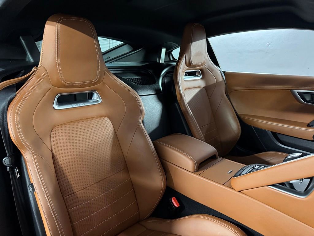 Used 2020 Jaguar F-TYPE R AWD/4WD image 43